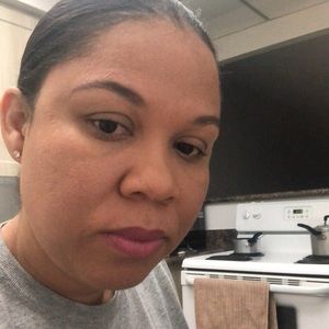 Meet your Posher, Shana